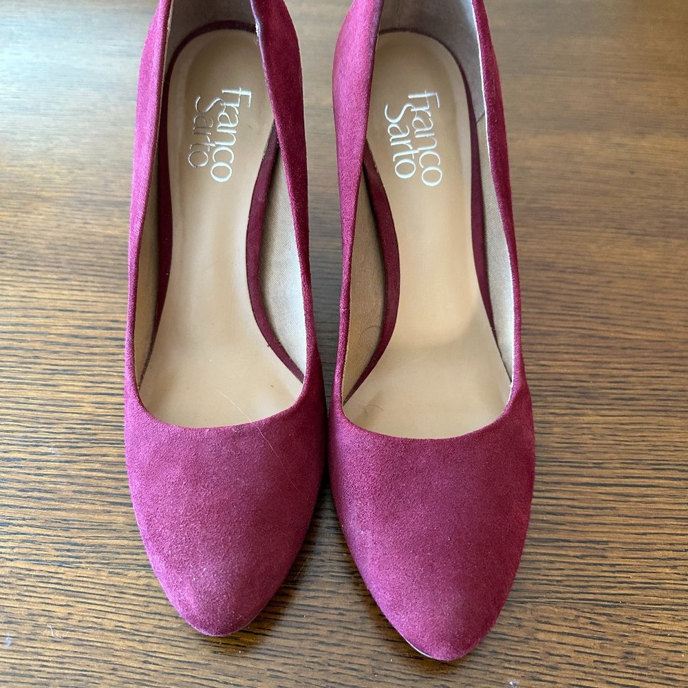 Franco Sarto Evie cranberry/Burgundy pump Stacked block heel Like New - Worn 1x